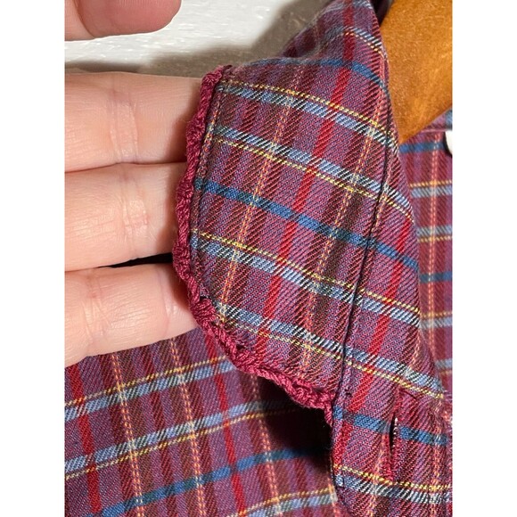 Vintage 70s Levi's Plaid Button Up Shirt Levi Strauss & Co Embroidered Women's 8 - Picture 7 of 13
